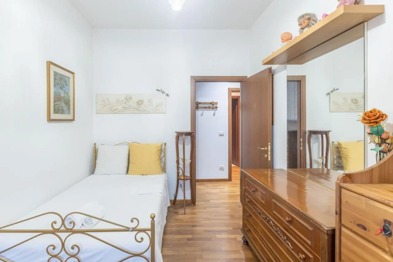 Masini 56, Bologna Apartment 0*,  Italy